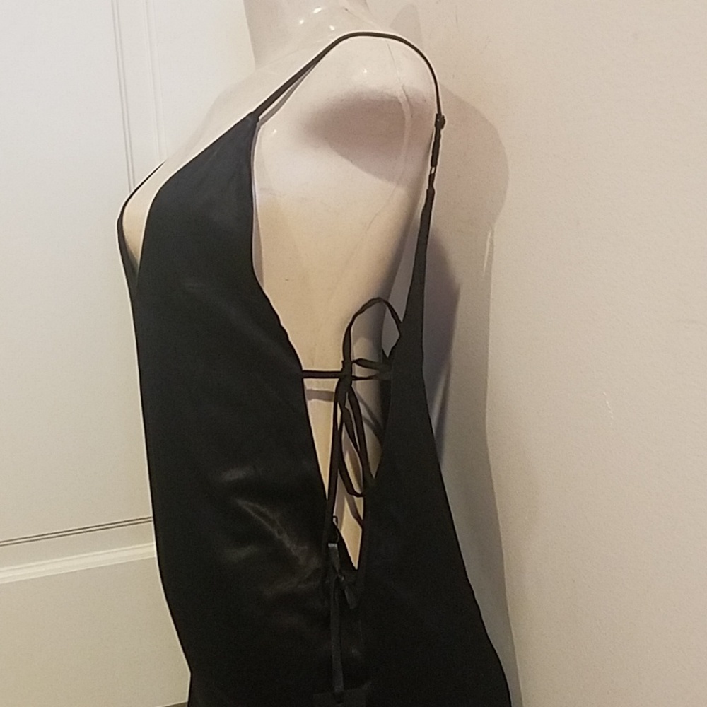 Hours Black Satin long Dress sz Small open side with lace - Picture 4 of 7
